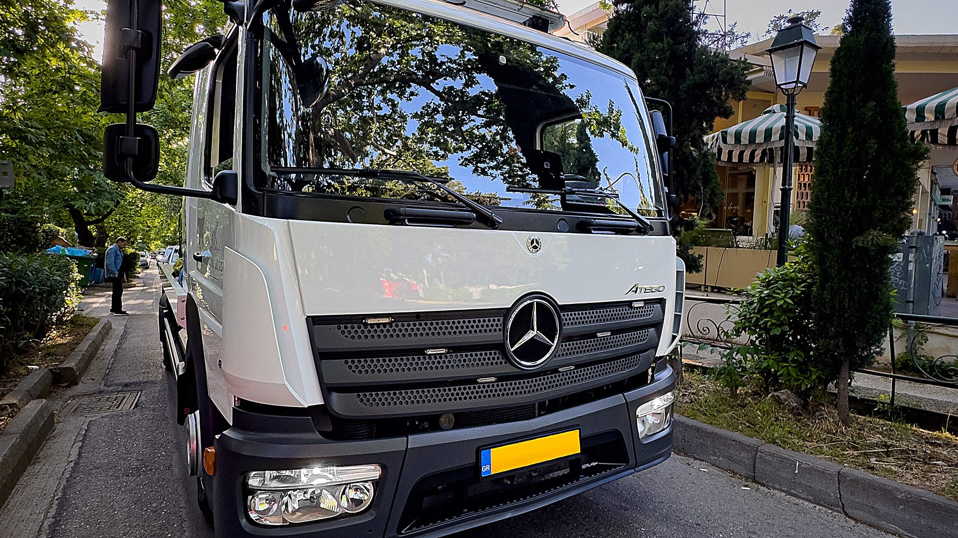 Mercedes Atego — το όχημα μεταφοράς ATV και buggies